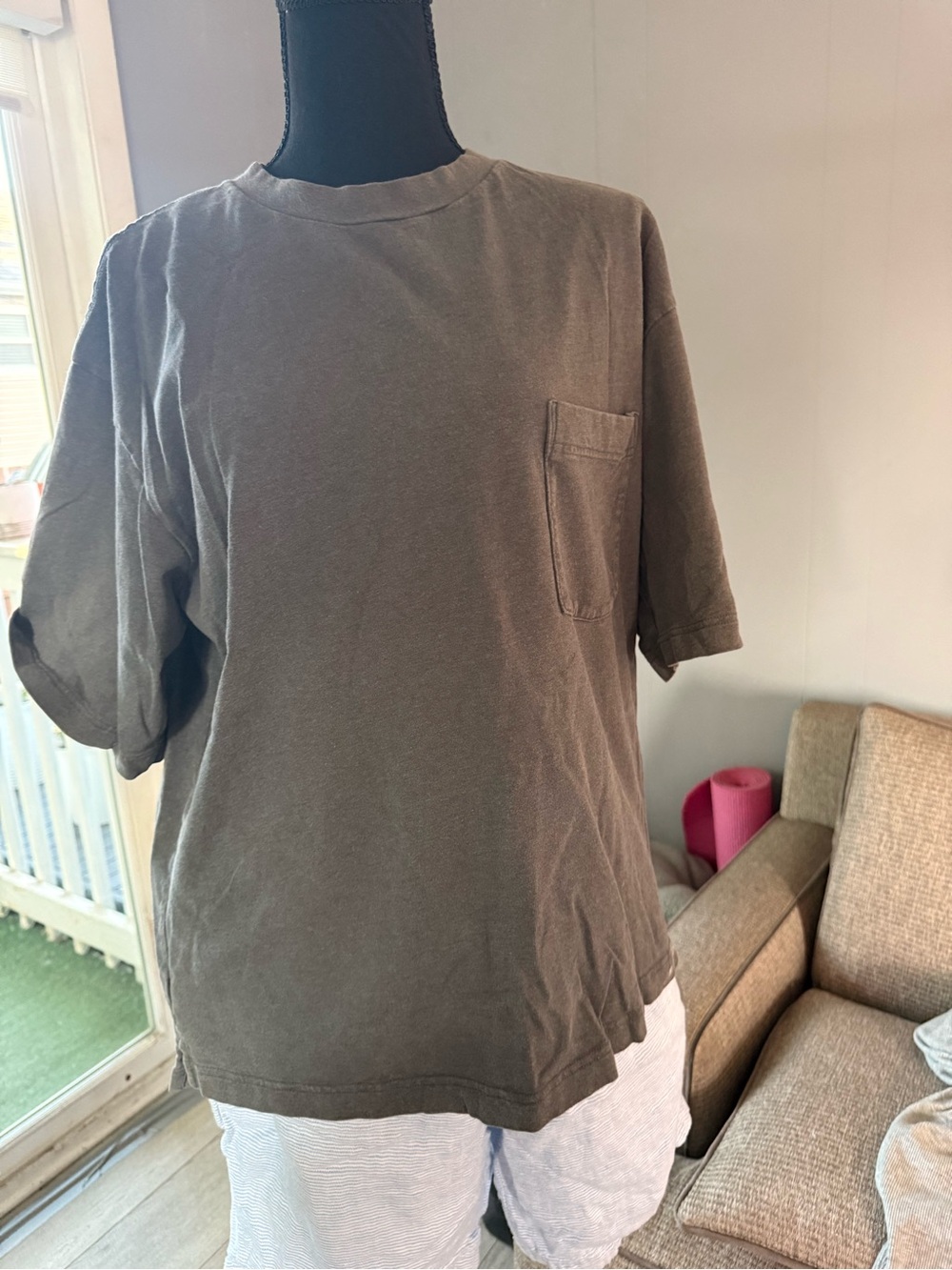 Uniqlo Men's Short-Sleeve Pocket Tee